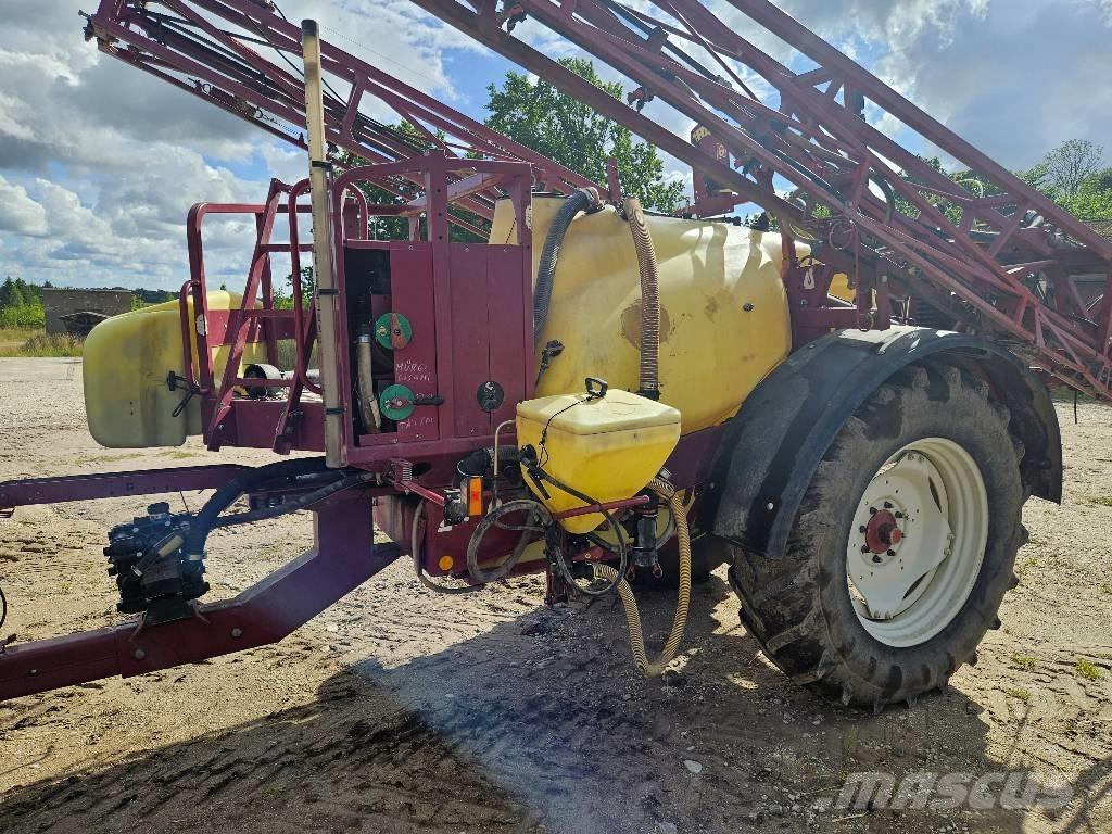 Hardi Commander 2800 Vučene prskalice