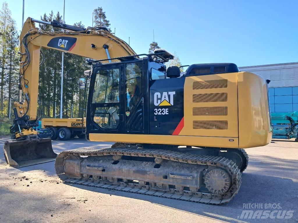 CAT 323 EL Bageri guseničari