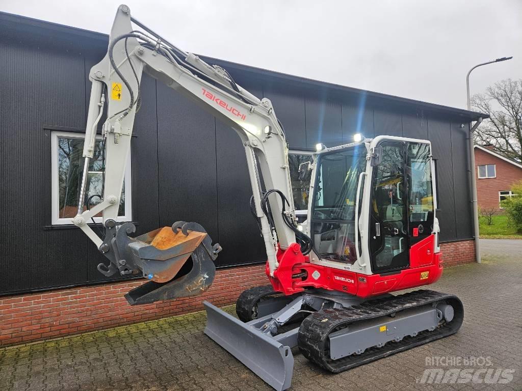 Takeuchi TB250-2 Bageri za prenos primarnih/sekundarnih sirovina