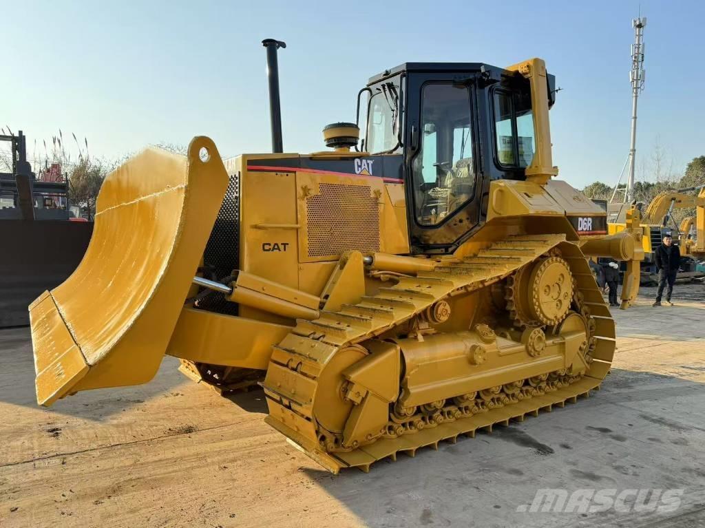 CAT D 6 R Buldožeri guseničari
