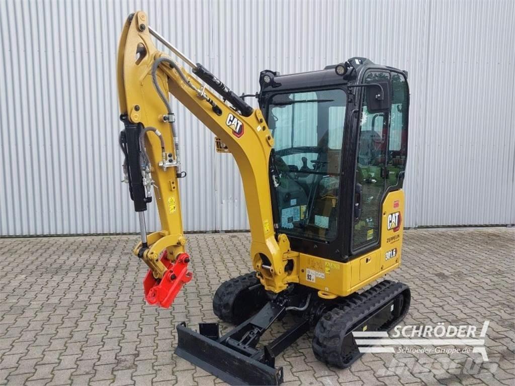 CAT 301.6 Bageri točkaši