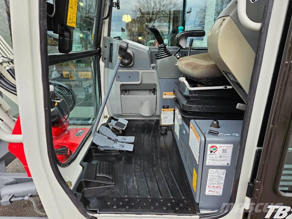 Takeuchi TB 235 Mini bageri < 7t