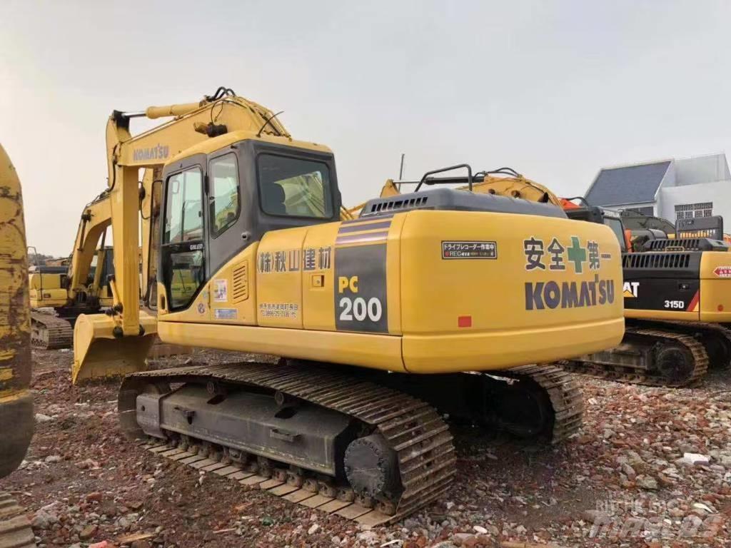 Komatsu 200-7 Bageri guseničari