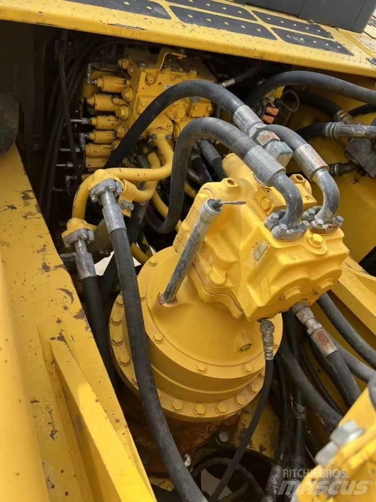Komatsu PC430-8 Bageri guseničari