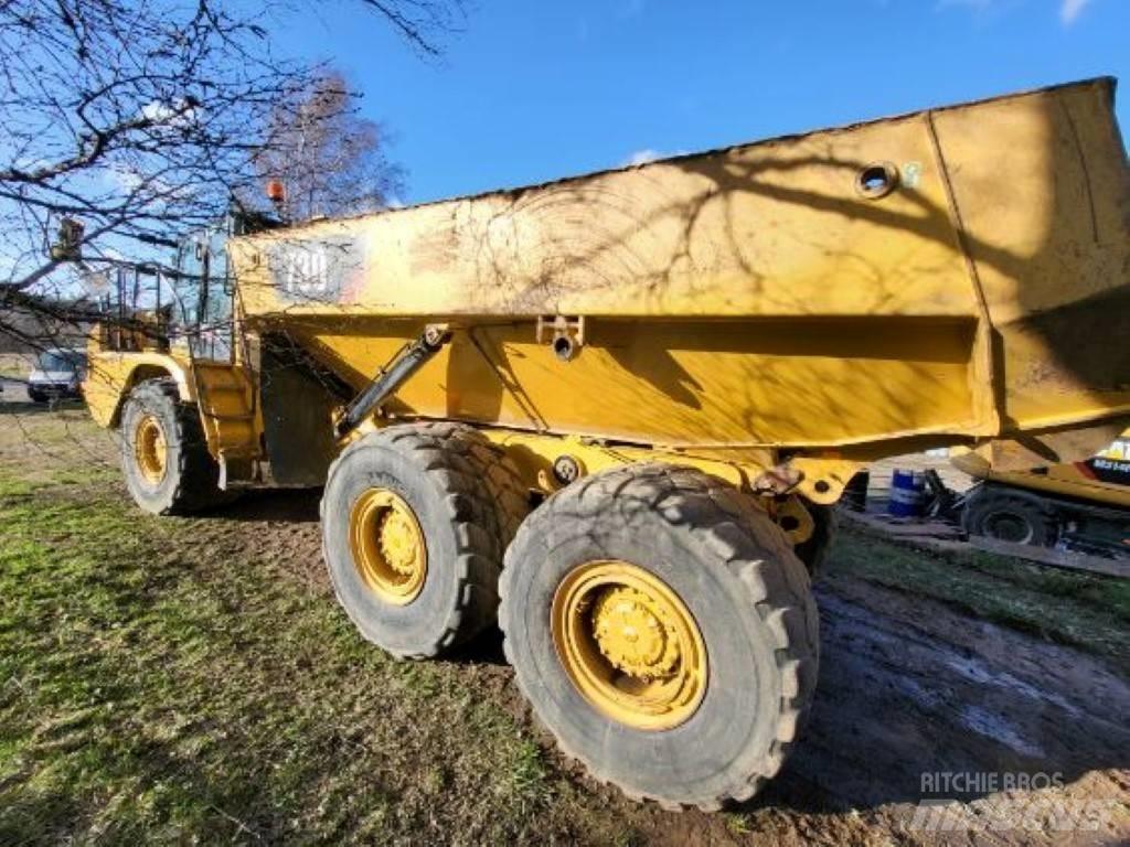 CAT 730 Zglobni damperi