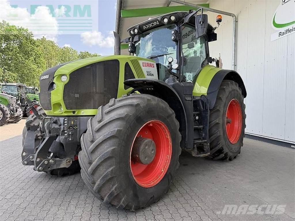 CLAAS axion 960 Traktori