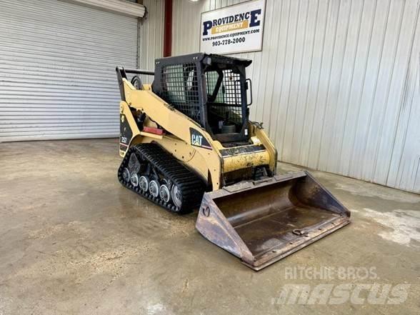 CAT 257 Skid steer mini utovarivači