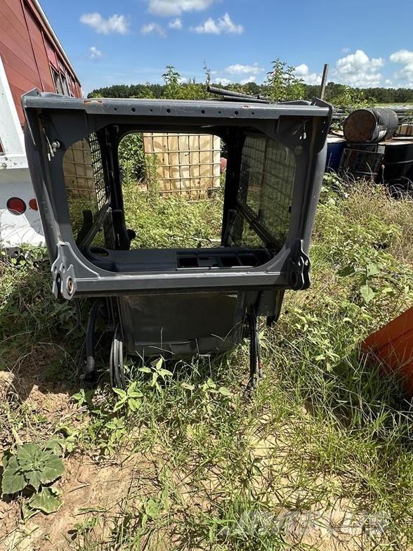 Kubota SVL Kabine i unutrašnjost