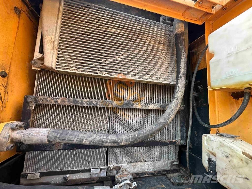 Hyundai Robex 225 Bageri guseničari