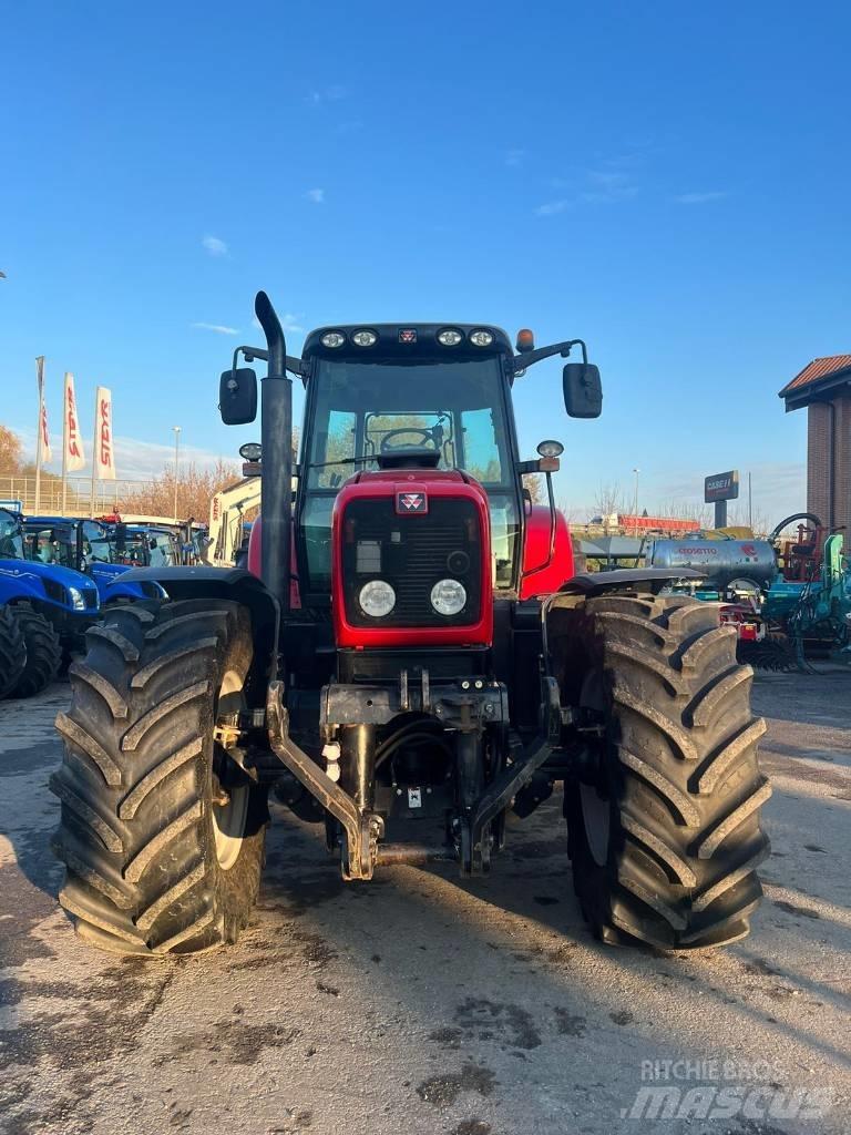Massey Ferguson 7495 Traktori