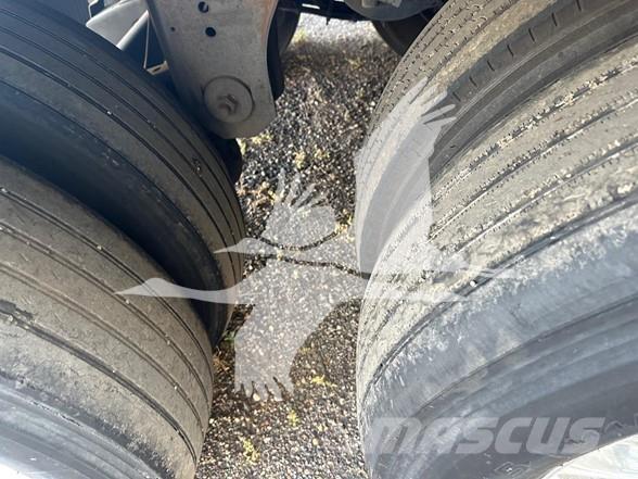 Utility 3000R Poluprikolice hladnjače