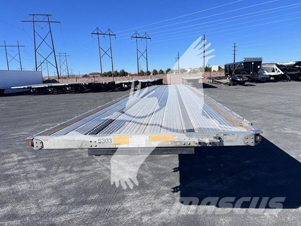 Utility 4000AE Poluprikolice sa otvorenim sandukom