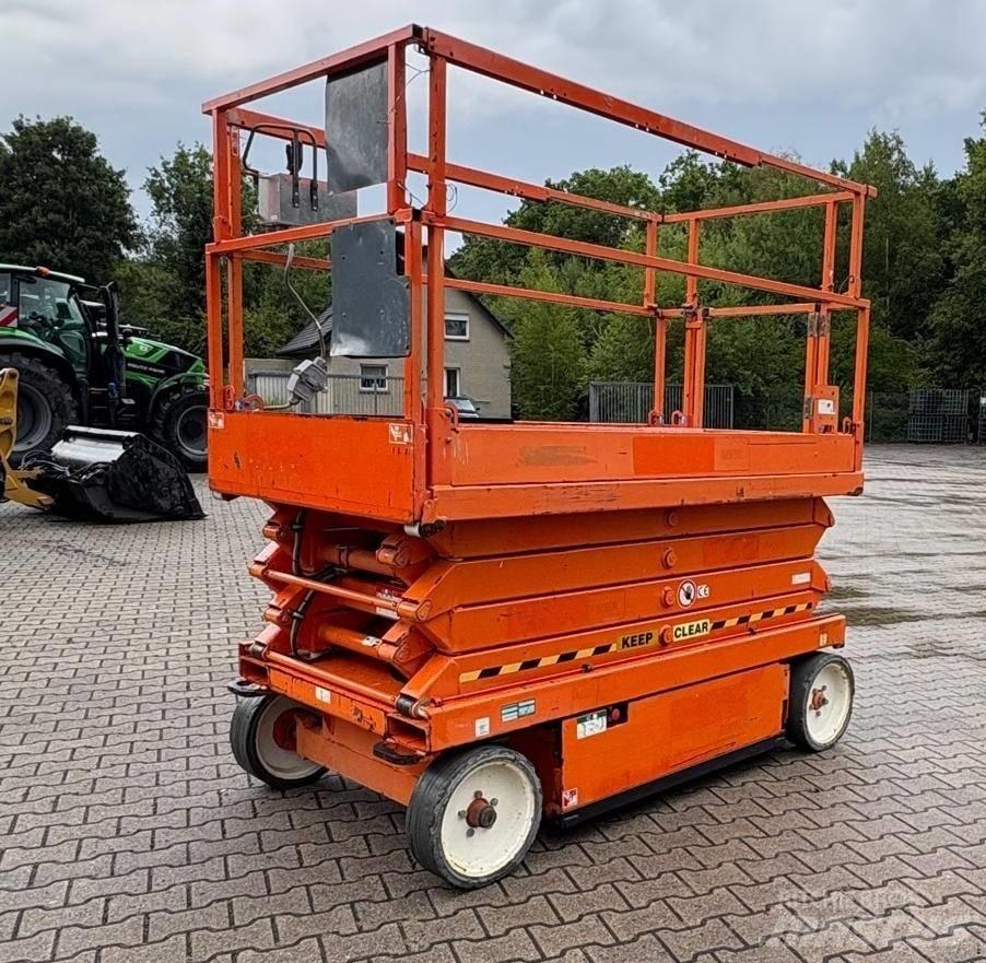 SkyJack SJ III 4626 Makazaste platforme
