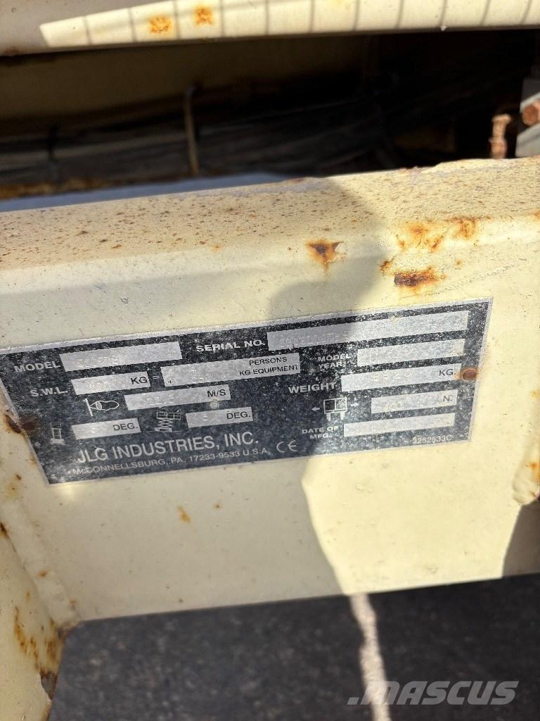 JLG 500 RTS Makazaste platforme