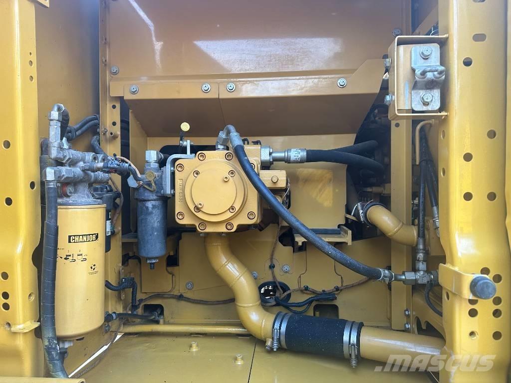 CAT 320 GC Bageri guseničari