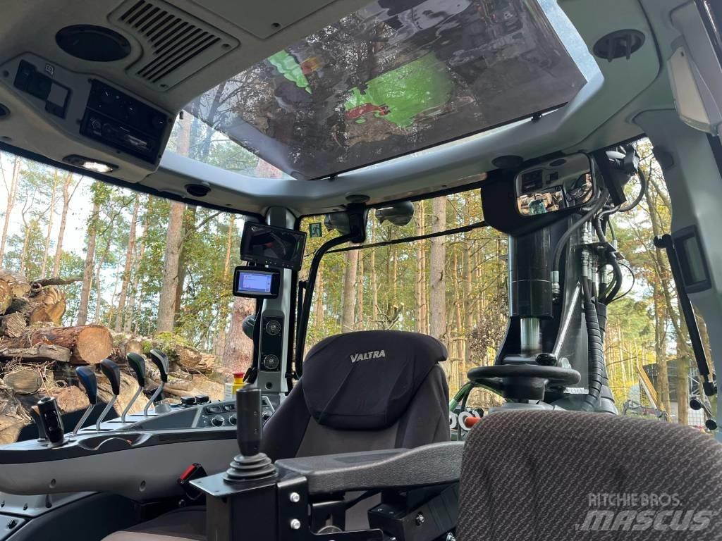Valtra T214 Active Traktori