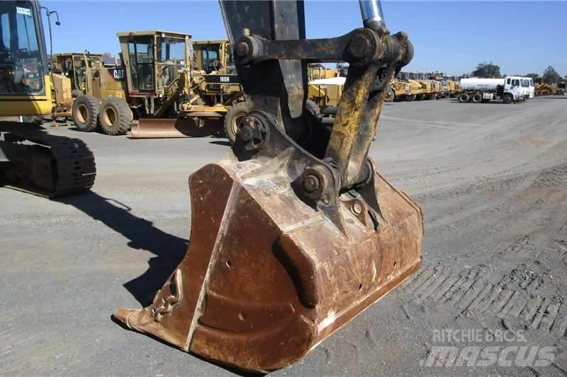 Komatsu PC300-8 Mini bageri < 7t