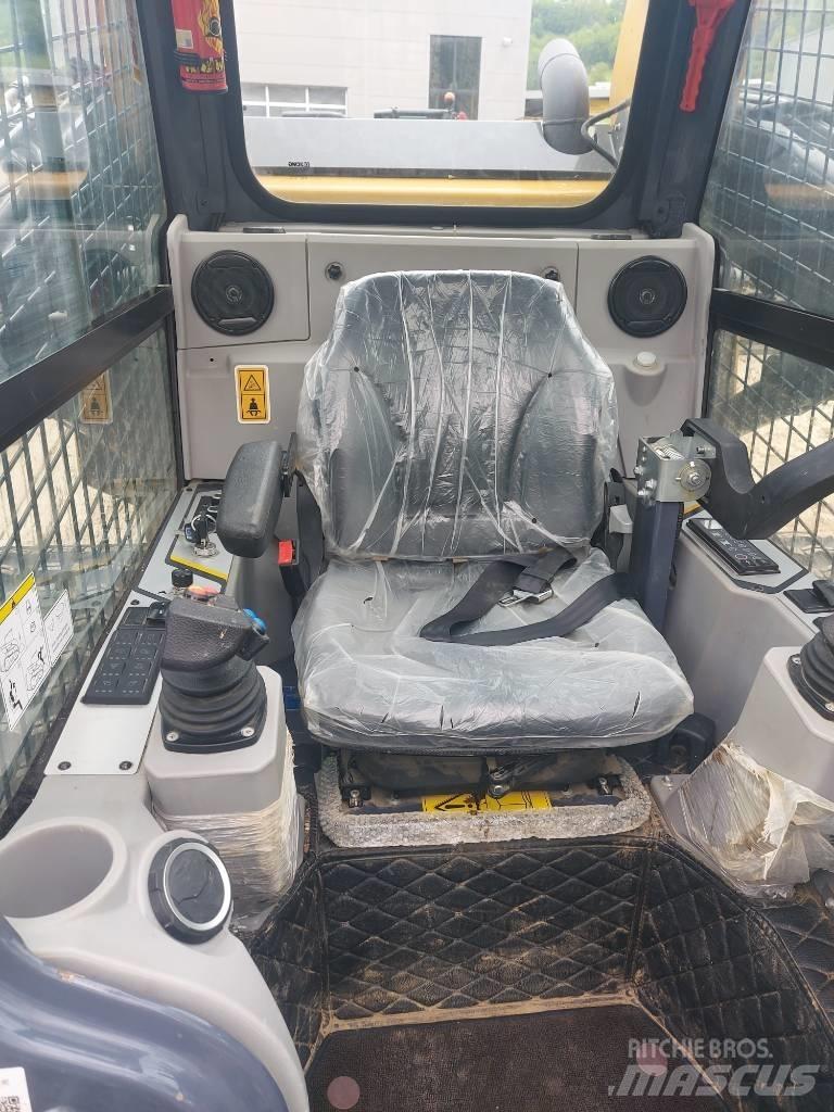XCMG XC 7-TV12 Skid steer mini utovarivači