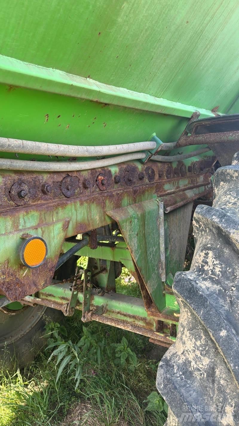  GÜSTROWER D 045 Rasturači mineralnog đubriva