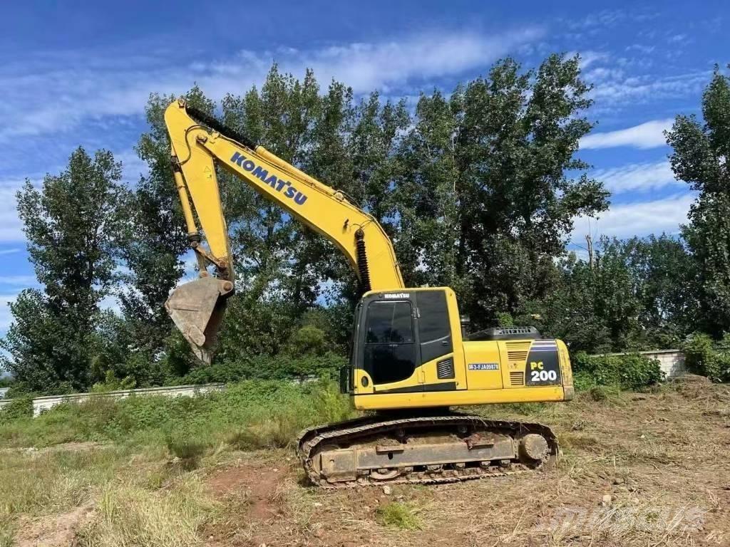 Komatsu PC 200 Bageri guseničari