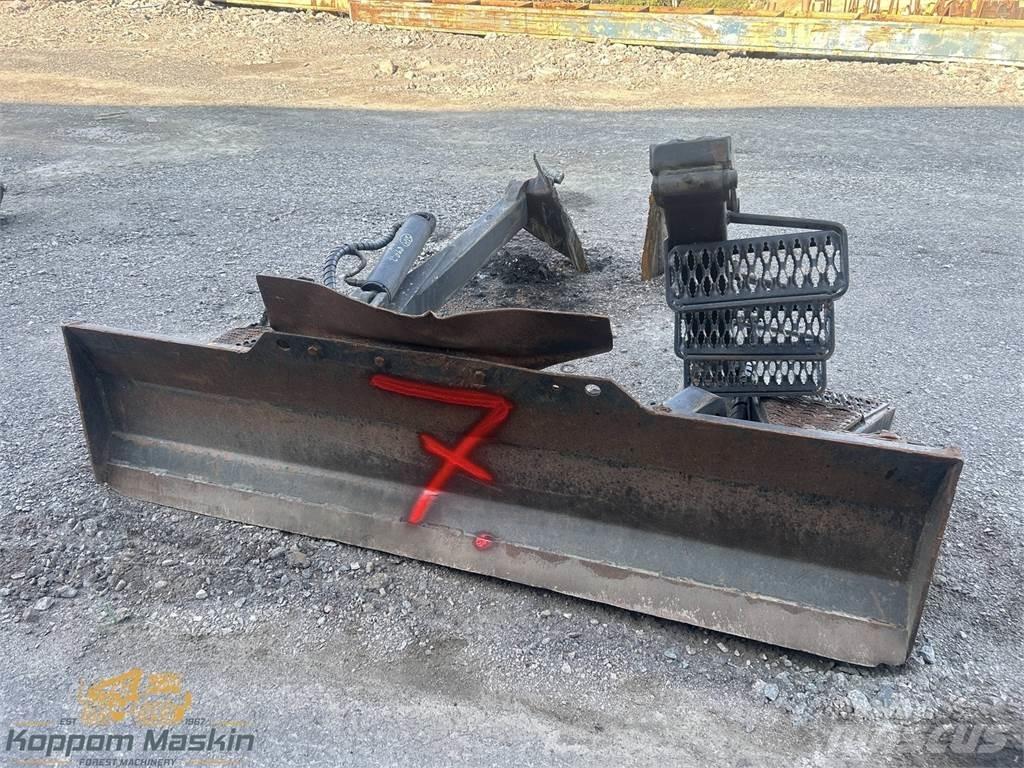 Valmet 890.2 Ostale komponente
