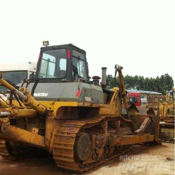 Komatsu d155a-3 Buldožeri guseničari