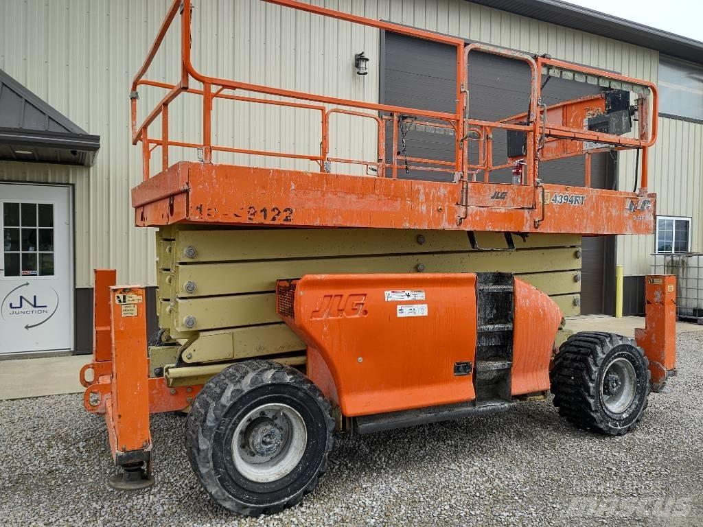 JLG 4394 RT Makazaste platforme