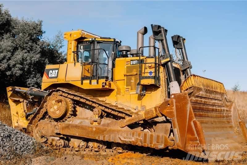 CAT D10T Buldožeri guseničari