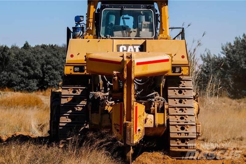 CAT D10T Buldožeri guseničari