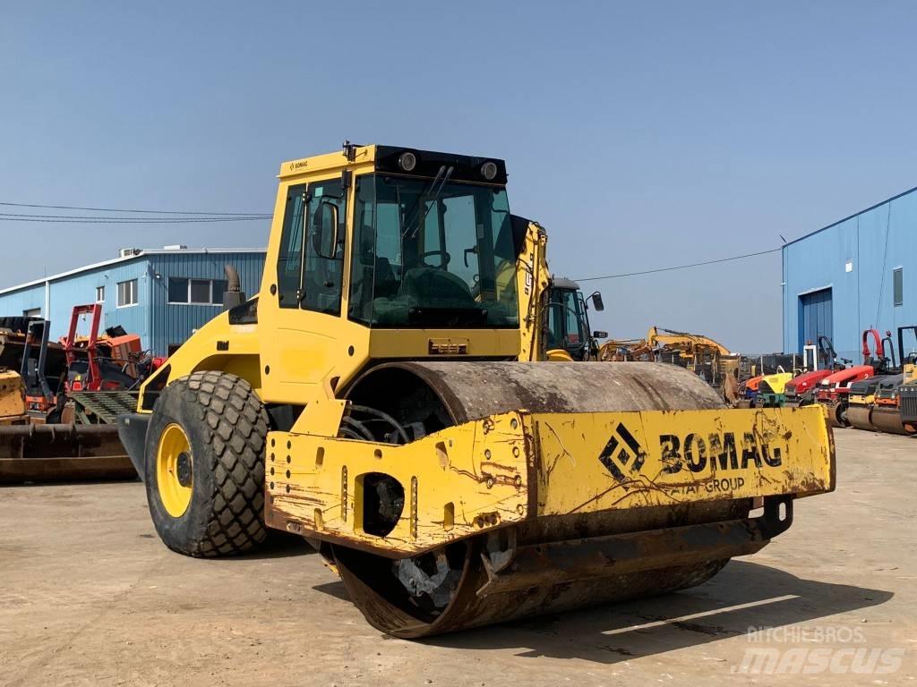 Bomag BW 219 D H-4 Valjci sa jednim bubnjem