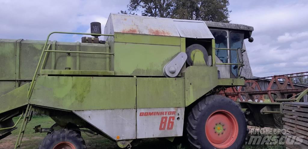 CLAAS Dominator 86 Kombajni
