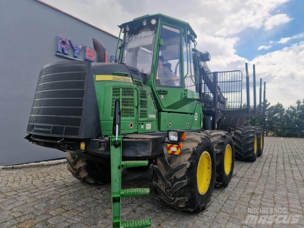 John Deere 1210 E Forvarderi