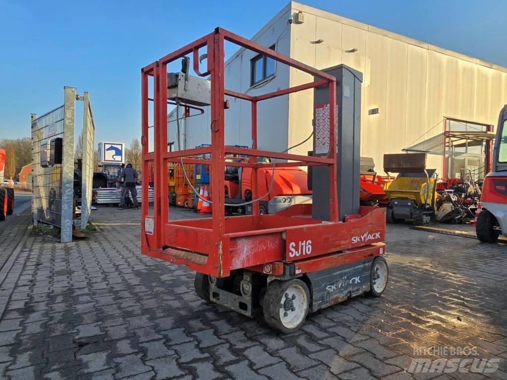SkyJack SJ 16 Jarbolne penjajuće platforme