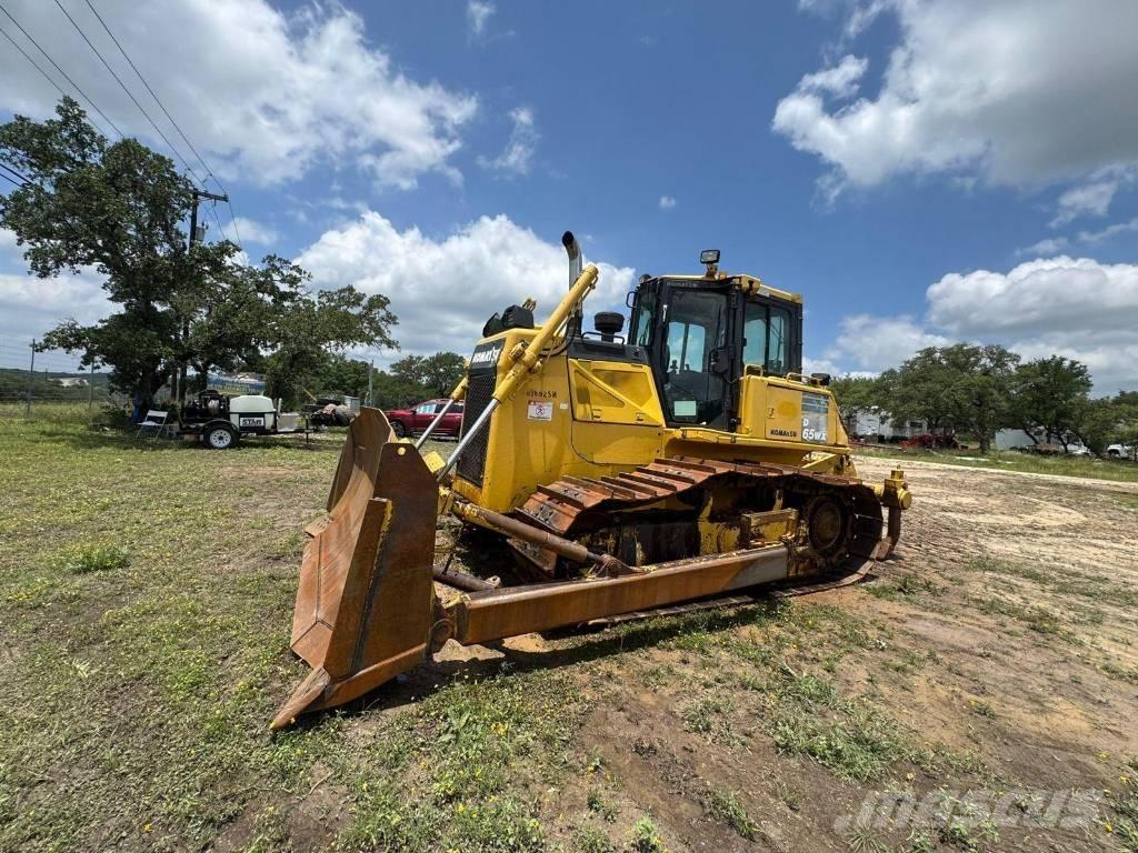 Komatsu D65WX-17 Buldožeri guseničari