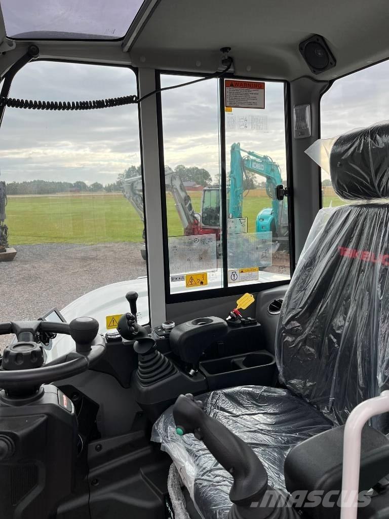 Takeuchi TB 370 W Bageri točkaši