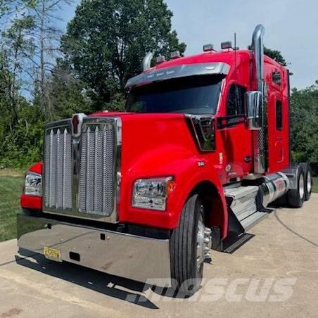 Kenworth W 990 Tegljači