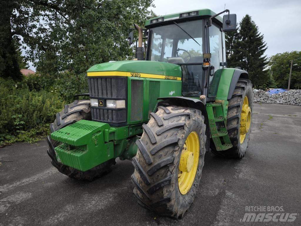 John Deere 7810 Traktori