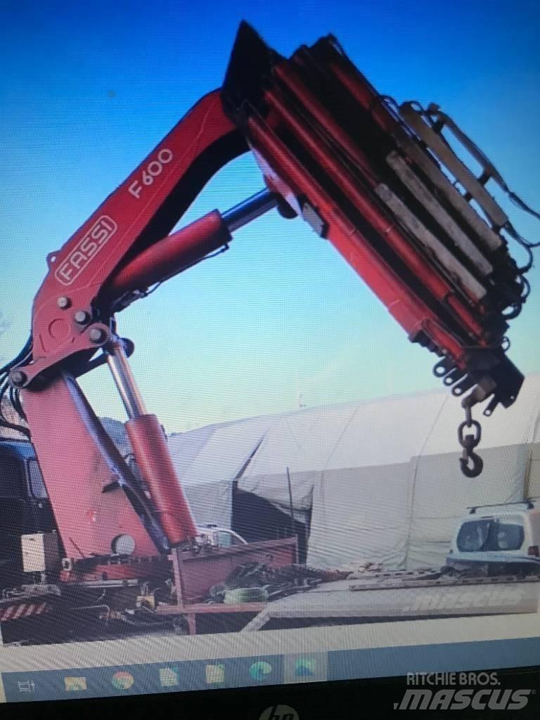 Fassi F600.27 Kranovi za utovar