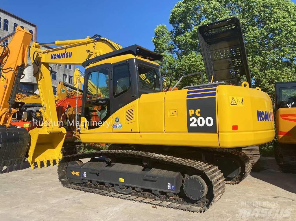 Komatsu PC200 Bageri guseničari