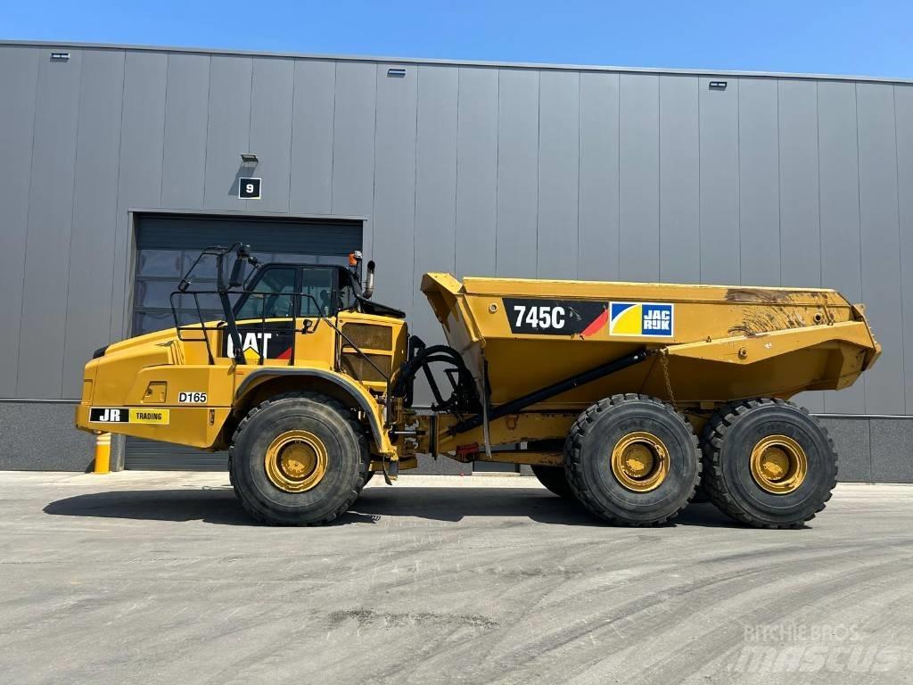 CAT 745 C Zglobni damperi