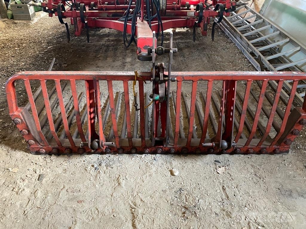  Stensvans kipbar Ostala dodatna oprema za traktore