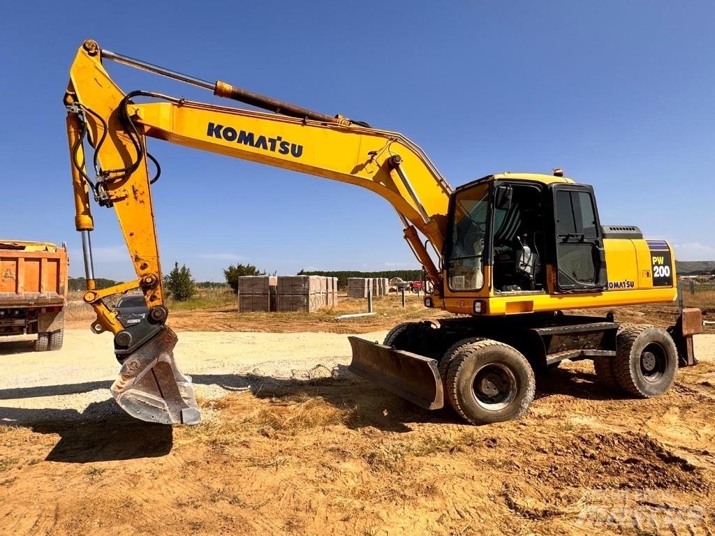 Komatsu PW 200-7K Bageri točkaši