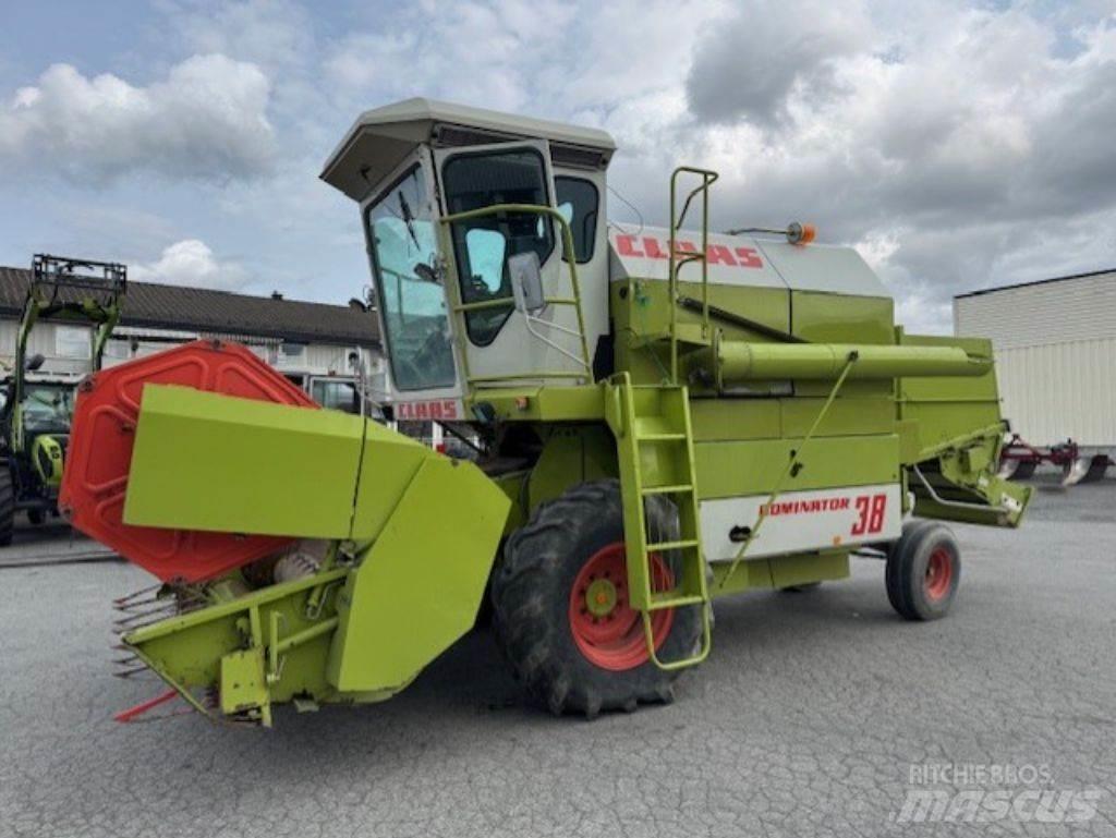 CLAAS Dominator 38 Kombajni