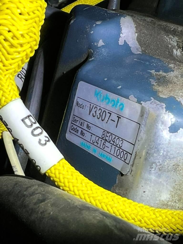 Bomag BW154AP-AM Valjci sa duplim bubnjem