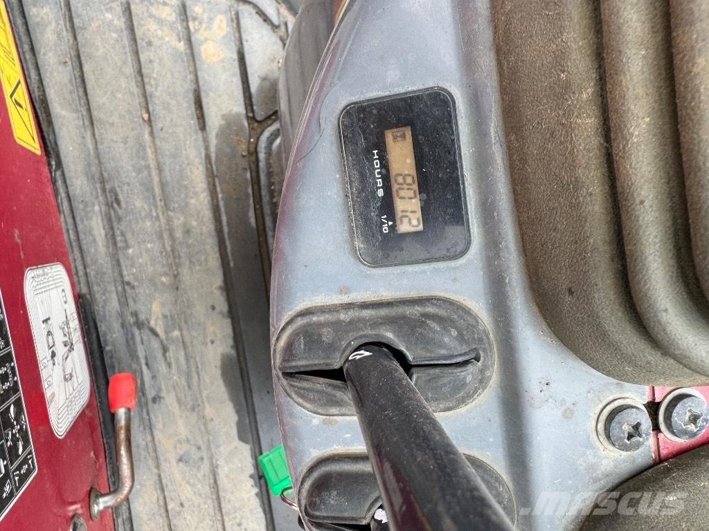 Yanmar SV08 (1E097) Mini bageri < 7t