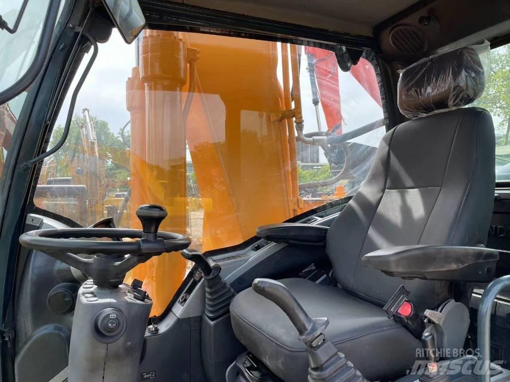 Hyundai R210W-9 Bageri točkaši