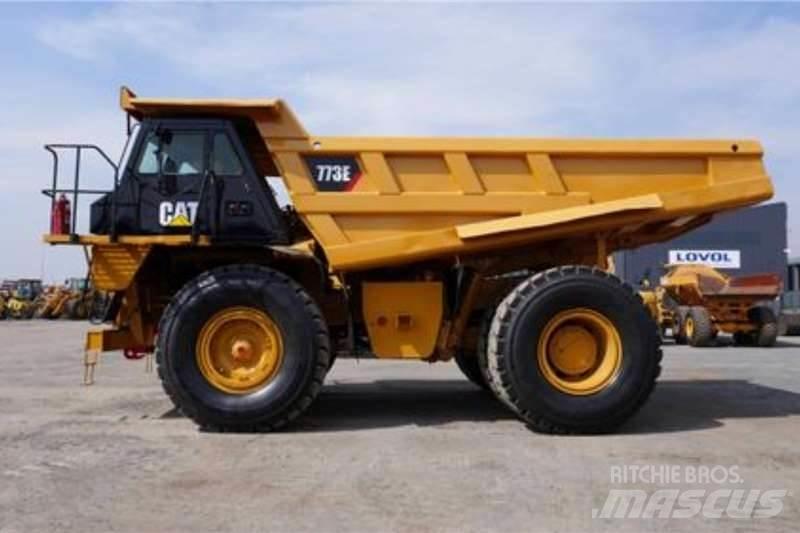 CAT 773E Zglobni damperi