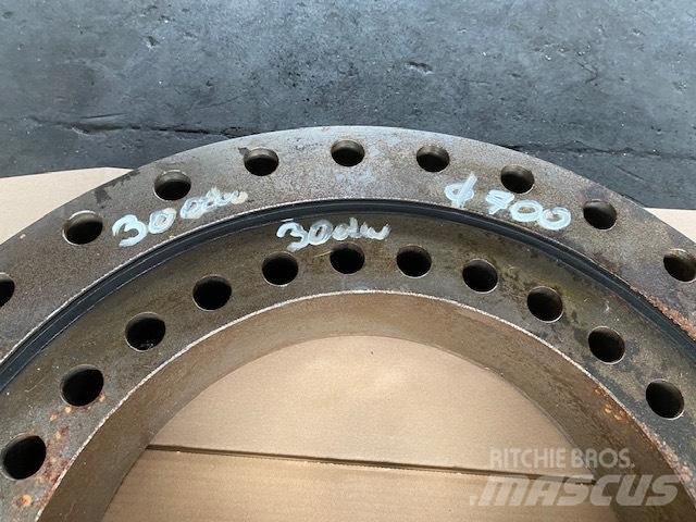 Astra bearing 700 mm Osovine