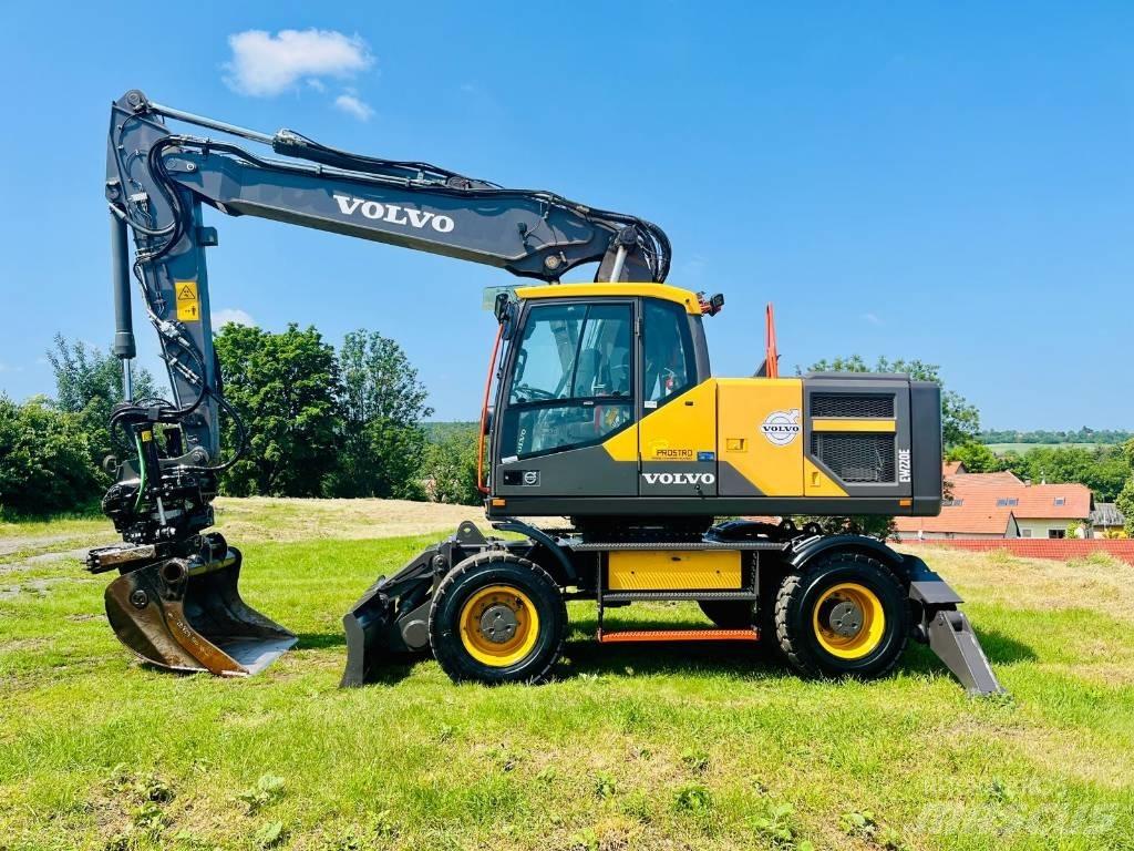 Volvo EW 220 E Bageri točkaši