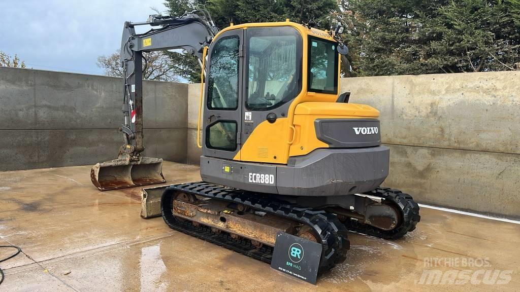 Volvo ECR 88 D Midi bageri 7t – 12t